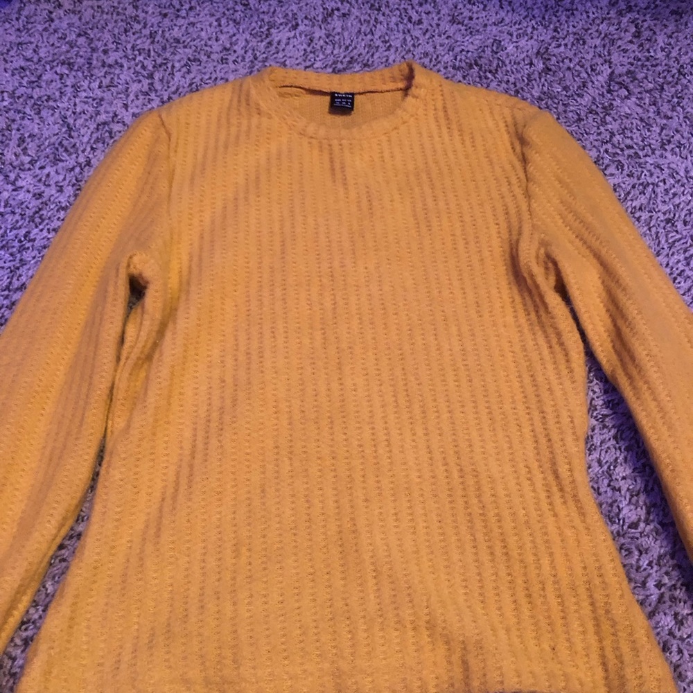 soft knitted long sleeve tee
